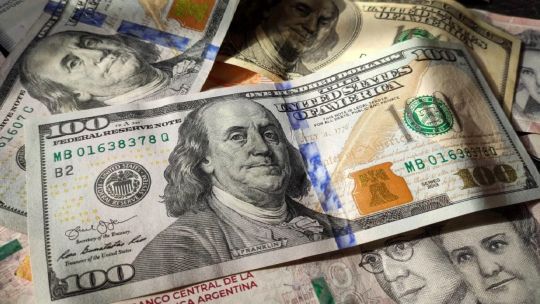 A cuánto cerró el dólar blue hoy, viernes 21 de marzo de 2025