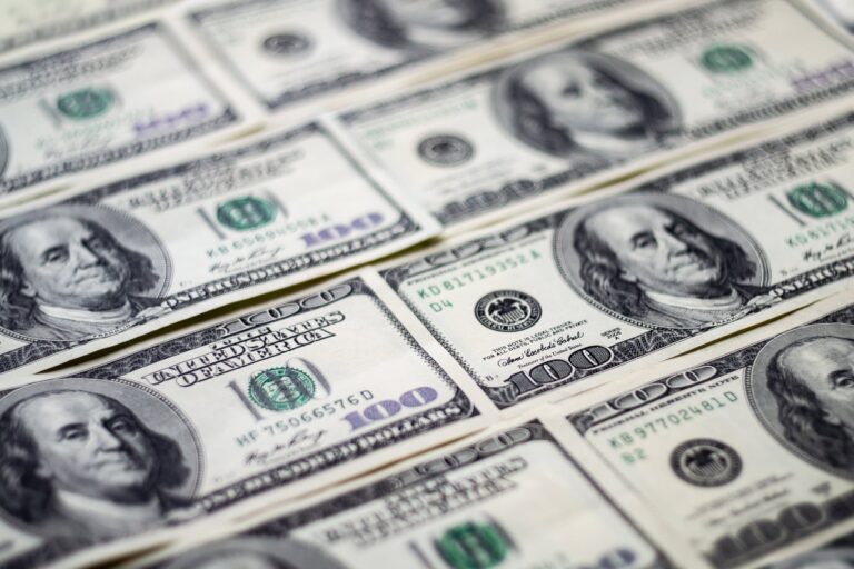 A cuánto está el dólar oficial banco por banco hoy, miércoles 16 de abril