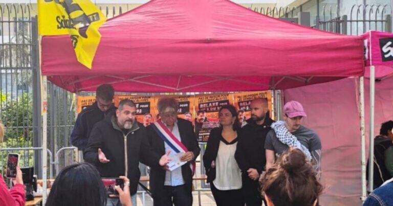 Francia. Por la absolución y la reincorporación de los camaradas carteros