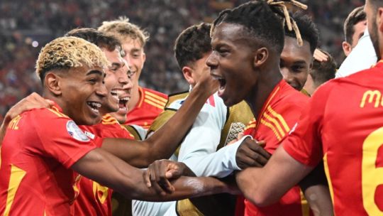 Francia quedó eliminada, España va a la final y los memes fueron furor en las redes sociales