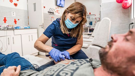 Cuáles son los requisitos para donar sangre? Lo que hay que saber en el Día Mundial del Donante