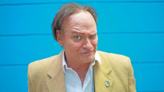 Carlos Belloso: El teatro independiente subraya la actuación