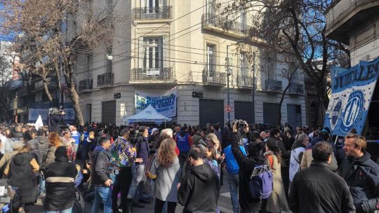 La vigencia de la calle como escenario político: el peronismo vuelve a movilizar