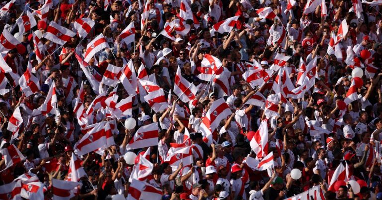 Asado, cumbia y familias: así fue la fiesta de los hinchas de River en su paso por Los Ángeles