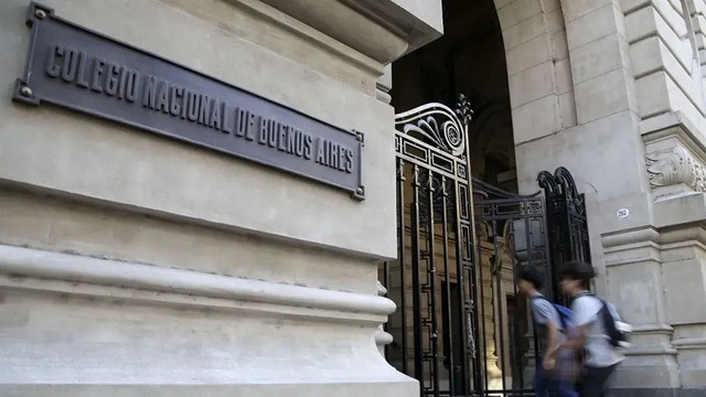 Paro de docentes del Colegio Nacional Buenos Aires: qué reclaman
