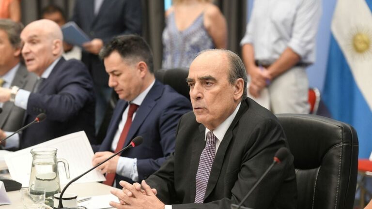El plan del Gobierno para los empleados públicos tras el cierre de Vialidad Nacional