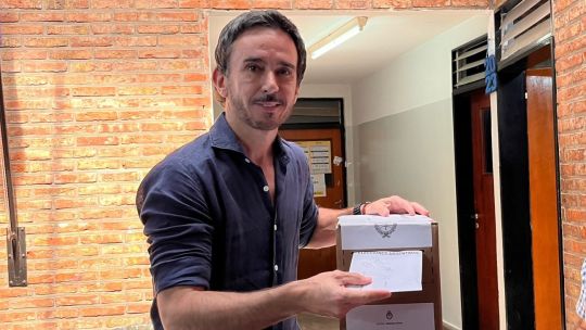 El PRO encabeza en Pilar: quién es el «Dandy», el ginecólogo y exgoleador del ascenso elegido