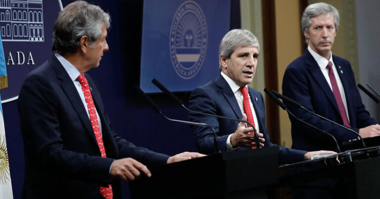 Las tasas altas ya impactan en la economía real: se encarece el crédito y esperan menor crecimiento