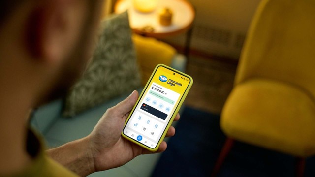 Mercado Pago lanza compra de dólares a menor precio que el oficial