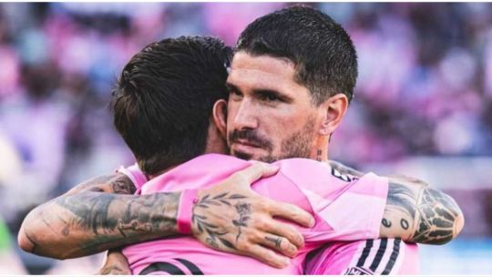 En el debut de Rodrigo De Paul y con doble asistencia de Lionel Messi, Inter Miami arrancó la Leagues Cup con un triunfo agónico