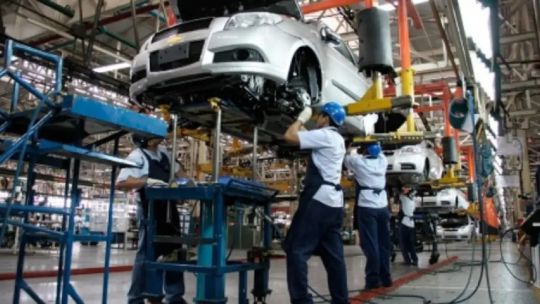 Crisis automotriz: exportan autos con cupo Mercosur, pero con menores componentes nacionales