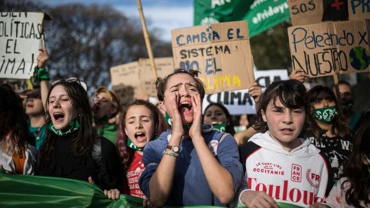 Greenpeace repudia posible espionaje de la Secretaría de Inteligencia a ambientalistas y activistas climáticos