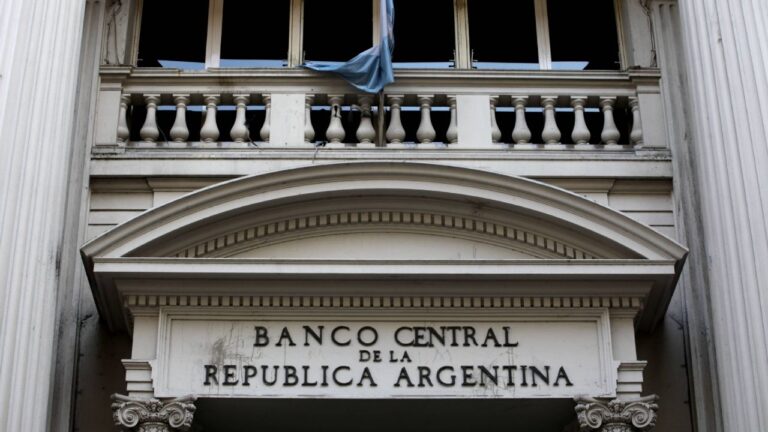La maniobra del Banco Central para contener el dólar