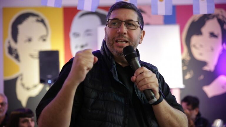 La Cámpora cedió y Olmos se queda con el segundo lugar de la lista  en Capital