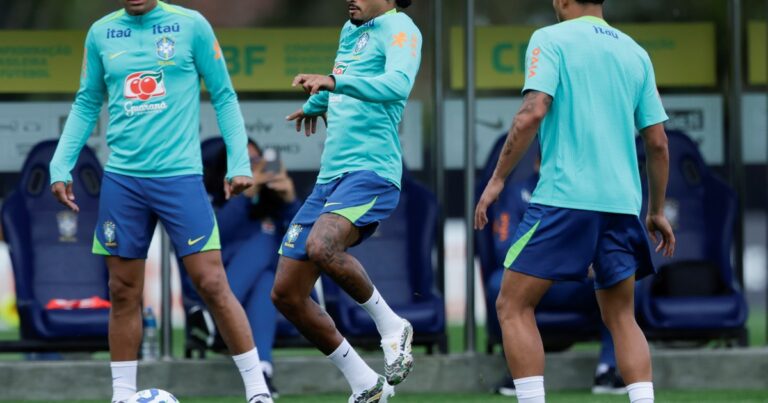 Brasil, ya en el Mundial, recibe al eliminado Chile