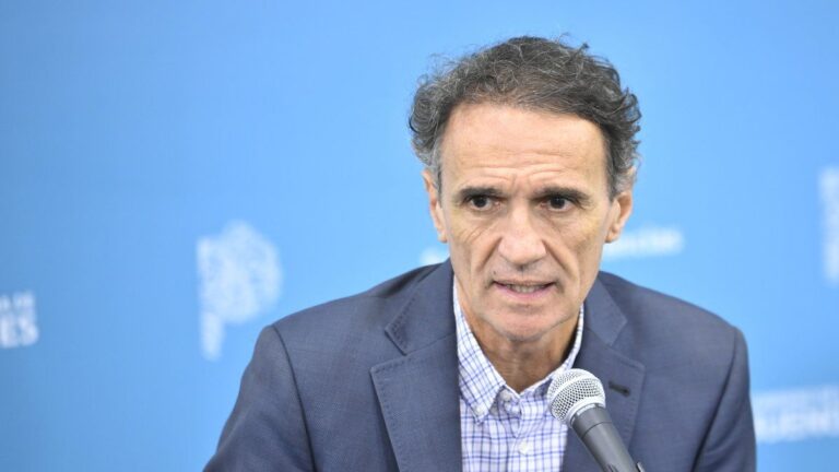 Gabriel Katopodis: «El plan económico viene complicándole la vida a todos, salvo a los que timbean»