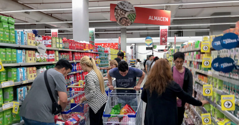 El Gobierno derogó 71 normas comerciales relacionadas con la Ley de Góndolas, la Ley de Abastecimiento, Precios Justos y otras